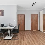 Jana Pawla Ii With Free Parking By Renters Appartamento